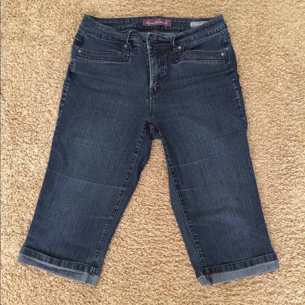 Gloria Vanderbilt cuffed stretchy denim capris